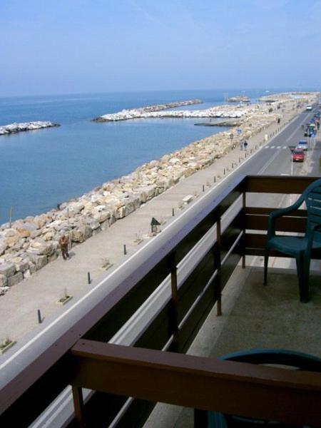 Hotel Manzi Marina Di Pisa Eksteriør billede